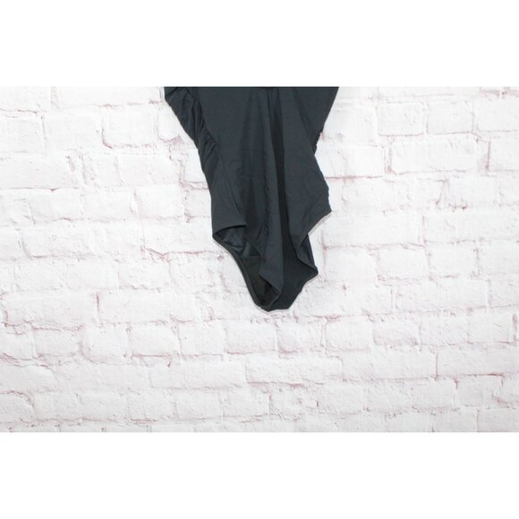 LL Bean Shaping Swimwear Tanksuit Flattering Details Black Size 8 - Picture 5 of 8